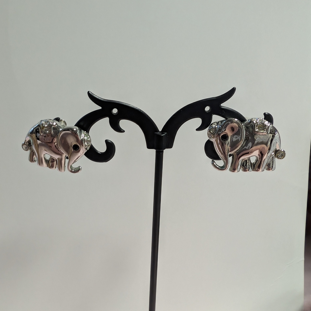 Silvertone Elephant Earrings
